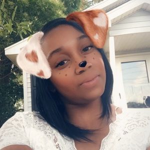 Meet your Posher, Sacorya